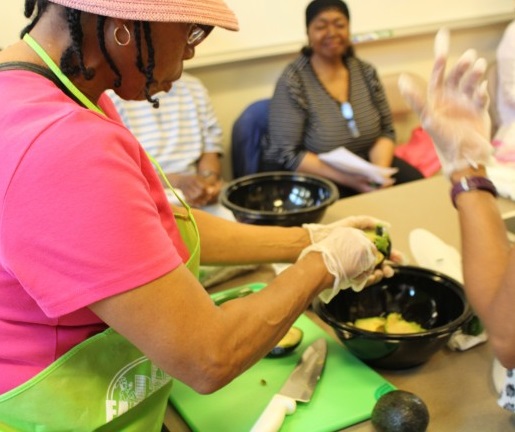 Community members at an Eat. Right. Now. cooking class at the Dornsife Center